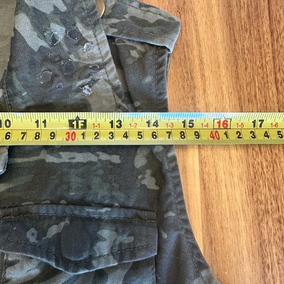 Decree Green Army Camo Utility Vest size L - Picture 9 of 13